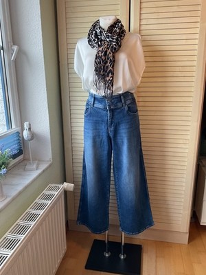 Tolle 7/8 Jeans von MAC Modell Wideleg Cropped blau Gr. 40