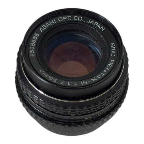 Pentax 50mm 1:1.7 SMC Pentax-M prime lens in K-Mount - Picture 7 of 8