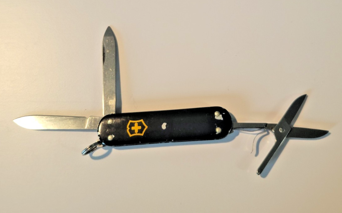 Supreme Victorinox Classic Alox Knife 黒 Supreme Victorinox Classic Alox Knife (SS19) - $54