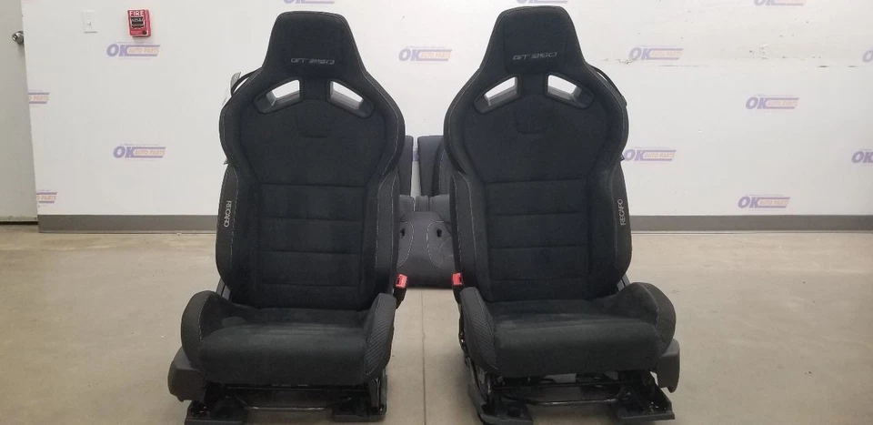 18 FORD MUSTANG SHELBY GT350 COUPE RECARO SEAT SET FRONT REAR BLACK ALCANTARA Foto 2 de 4