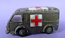 DINKY TOYS FRANCE - Ambulance militaire - 80F - Epave pour pièces - 2