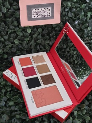 Dose Of Colors X Disney Minnie Mouse Eyeshadow Palette & Blush Limited Edition 