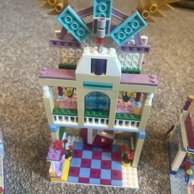 LEGO Friends: Heartlake Shopping Mall 41058 ~ 100% Complete with Manual (No Box)