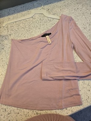 Final Touch Off Shoulder Top Available Sizes 2S, 2M, 1L