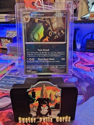 Umbreon (Poke Ball Pattern) 059/131 Sv: Prismatic Evolutions Holo