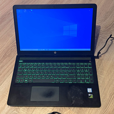 HP Pavilion Power 15-cb030ng 15,6 Zoll i5-7300HQ 16GB GTX 1050 Win10