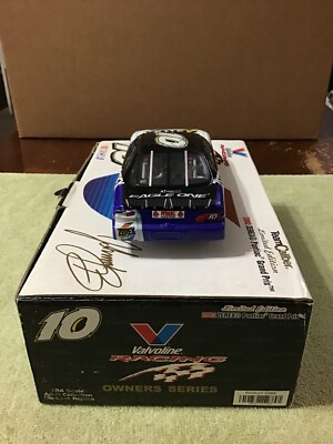 NASCAR ミニカー 10セット +3台トレーディングカード付き NASCAR ミニカー 10セット +3台トレーディングカード付き