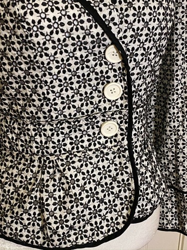 BLACK WHITE Embroidered Eyelet KENAR Jacket Cotton Dressy Work BLAZER - Size 8 - Picture 5 of 7