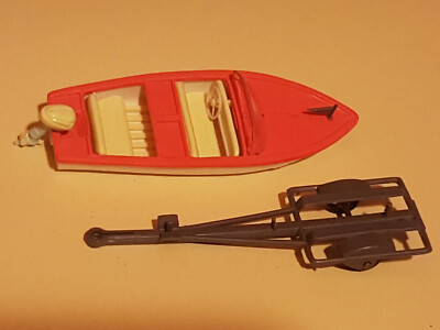 NOREV - 92 - Chrysler New Yorker Et Dinghy Rocca - Beige - boite | BRICABOCK