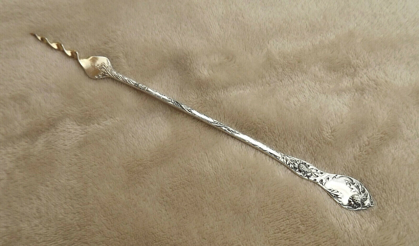 Thistle by Blackinton 8 3/4" long Sterling Olive spear no mono vermeil Rare 