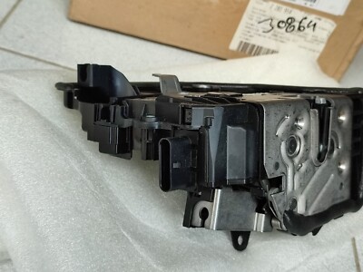 BMW G30-F90-G11-G12-X5'-X6' door lock rear right !!NEW!! GENUINE
