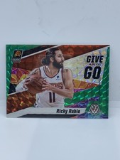 19-20 Panini Mosaic Basketball Give and Go Ricky Rubio Green Prizm Card #12