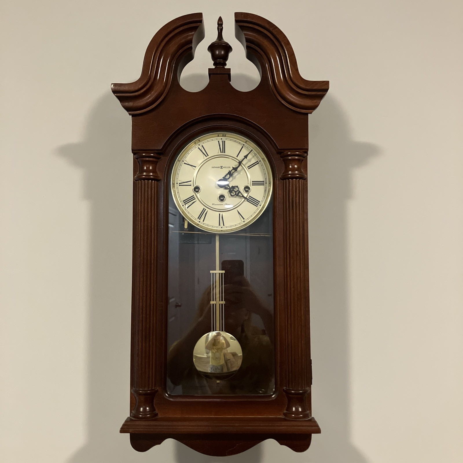 Howard Miller David Wall Clock 620234 PRISTINE CONDITION