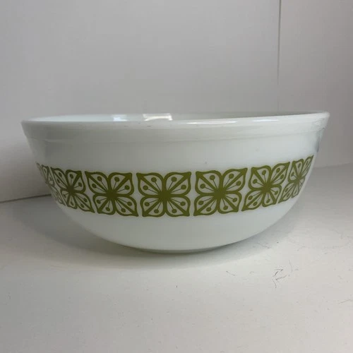 Pyrex 10inch(Autumn Floral) Mixing Bowl,Green Florals On Side, 4 Quart