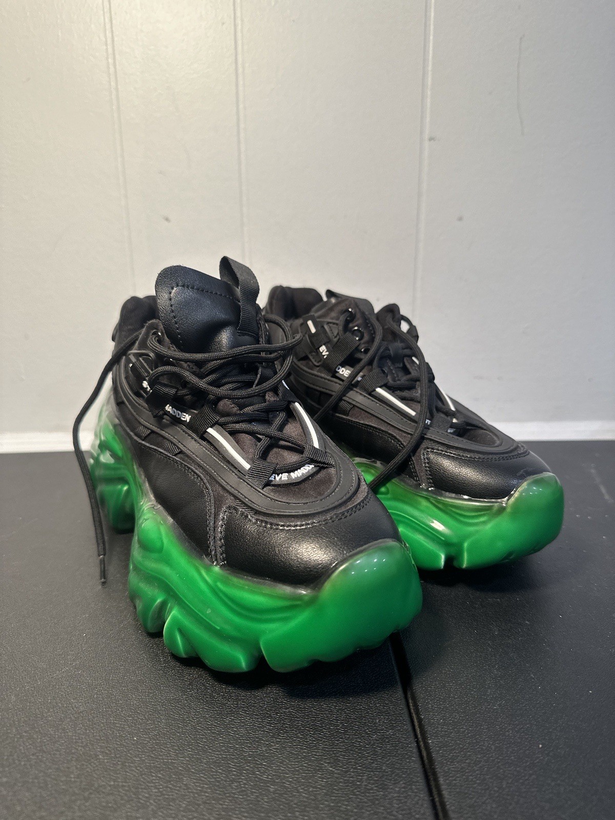 Steve Madden Revel Women's Athletic Black Green Size 7M Rare Raver EDM EDC image 7