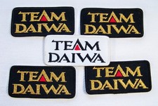 (5) TEAM DAIWA Iron On Coat Giacca Gilet Pesca Pescatori Sportivi Patch