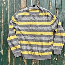 Yellow and grey striped Gap sweater stripes