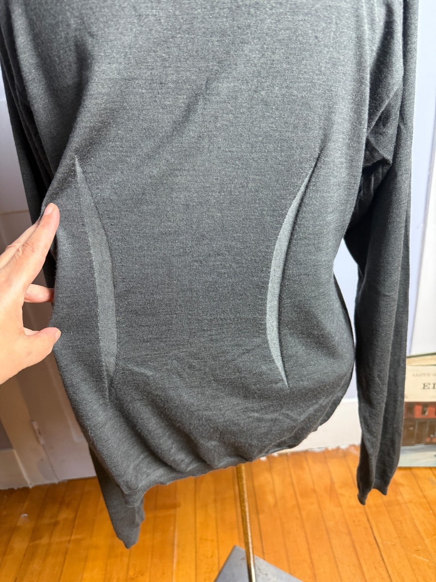 Jil Sander gray cashmere silk blend sweater, size FR 42, very good condition View 3