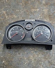 VAUXHALL ZAFIRA B 2005-2015 1.7 DIESEL SPEEDOMETER INSTRUMENT CLUSTER 13309001