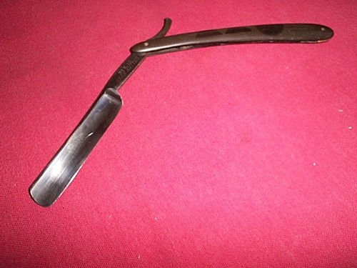 Old Keen Kutter Simmons Hardware Co. K-11 Straight Razor - Picture 3 of 5