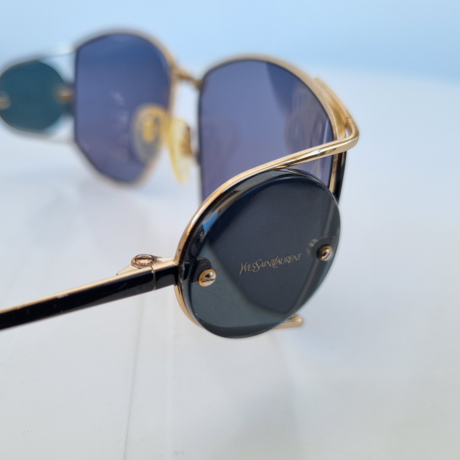 Occhiali da sole Yves Saint Laurent modello Oversize Vintage Mod. 6002 Y104 2