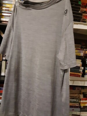 Reebok Training Short Sleeve Push Press Athletic Workout Shirt Medium gray #334