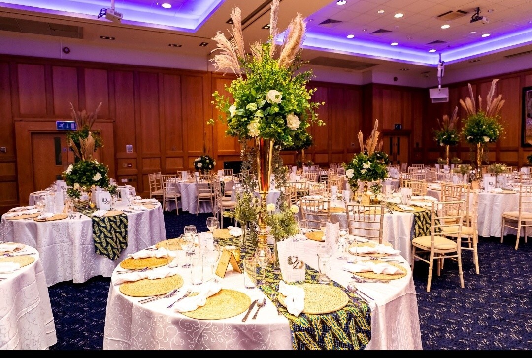 HIRE ONLYNatural round raffia woven placemats eBay