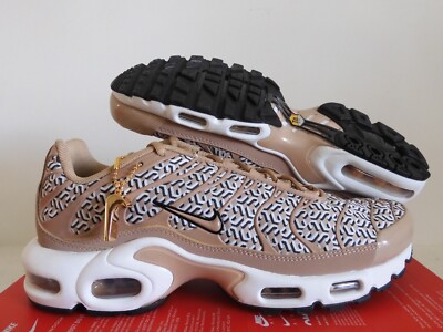 スニーカー Nike Air Max Plus United in Victory HEMP FB2557-200 NIKE AIR MAX PLUS UNITED IN VICTORY HEMP WOMENS SZ 10.5