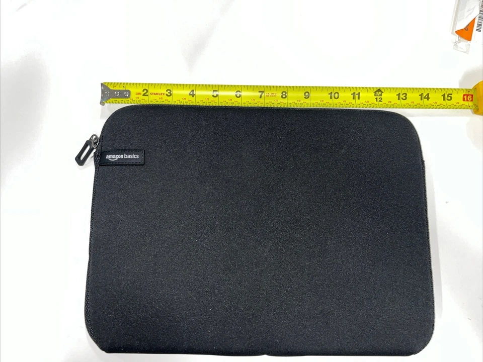 Funda para portátil Amazon Basics 13,3" acolchada para portátil Foto 2 de 3