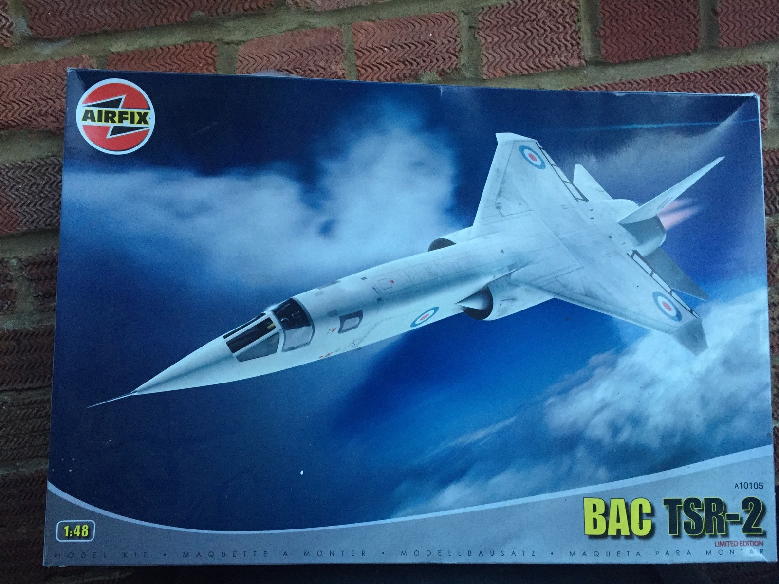 Airfix BAC TSR-2 Limited Edition 1 48 Scale Model Kit Kit No.A10105 Airfix BAC TSR-2 Limited Edition 1 48 Scale Model Kit Kit No.A10105