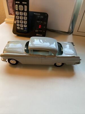 1956. Starchief Pontiac By Johan Models 1:25 Scale