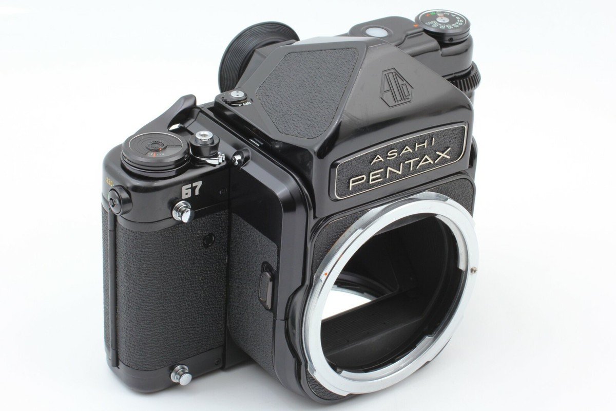 Near MINT】 Pentax 67 TTL Late Camera + SMC 6x7 90mm f2.8 Lens