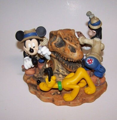 Disney's Animal Kingdom ''Big Dig in the BoneYard'' Mickey Mouse Clock 
