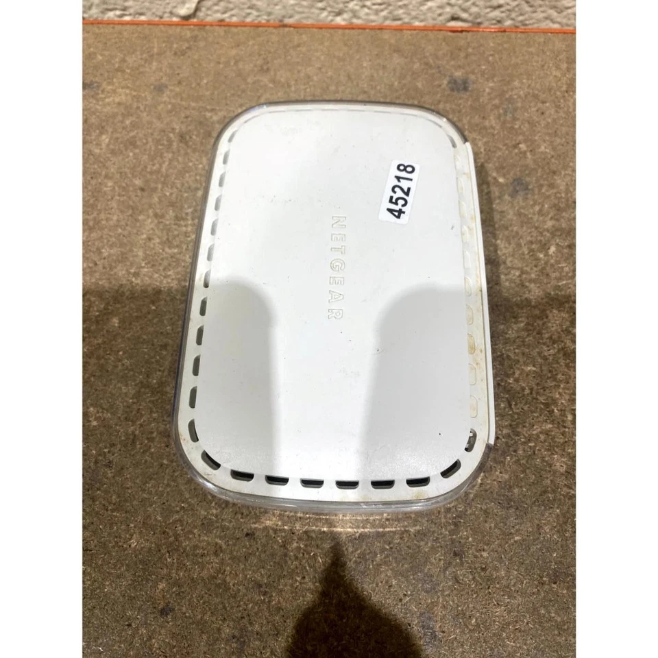 Netgear DM111P v2 Modem Router White Wireless Wi-Fi ADSL2+ Ethernet Port Compact - Image 3 of 4