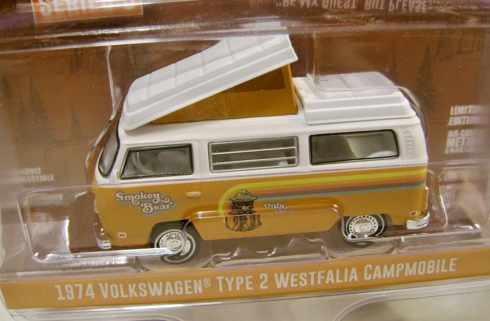 1974 '74 VW TYPE 2 WESTFALIA CAMPMOBILE SMOKEY BEAR R3 GREENLIGHT DIECAST 2024 - Image 2 of 2