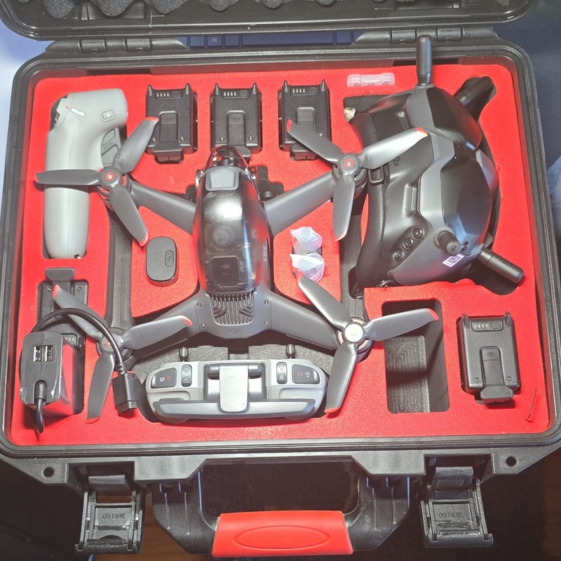 DJI FPV Drone Ready to Fly FPV Camera with Goggles, 20 min, 32808 ft Range