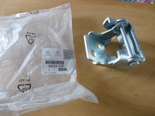 CITROEN C3 PICASSO LOWER RIGHT DOOR HINGE  - ...