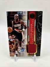 Clyde Drexler Rookie Cards and Memorabilia Guide 10