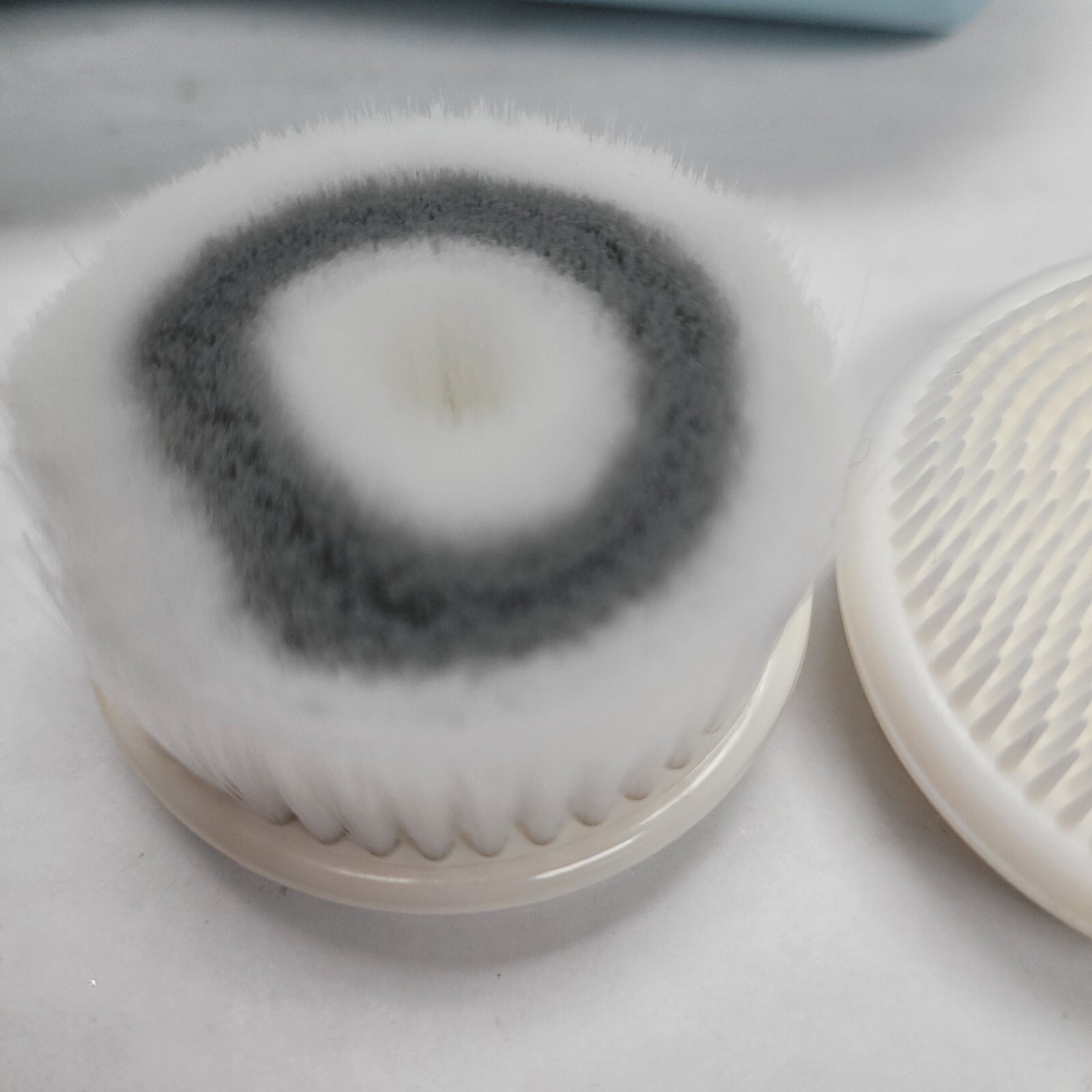 Vanity Planet Face & Body Daily Cleansing System 3 Brush Head Set Battery Power