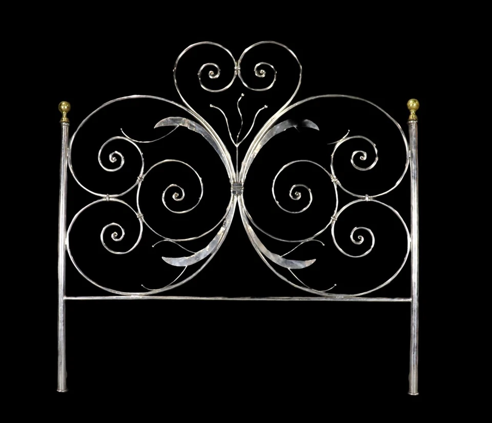 Cabecero estilo Luis XV hecho a medida de acero y latón tamaño king estilo visey Foto 2 de 4