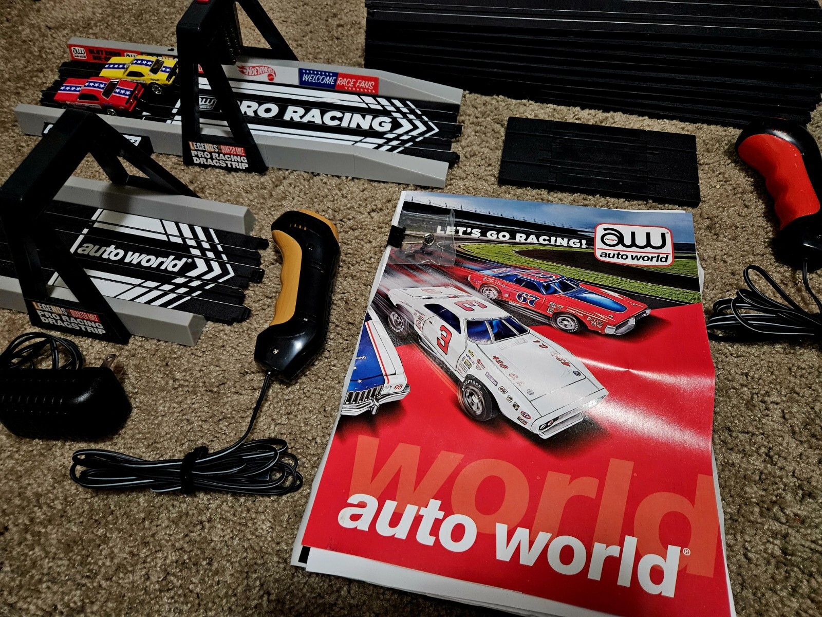 Auto World Pro Racing Dragstrip, 13 ft. Slot Car Drag Set w/ 2 Cars