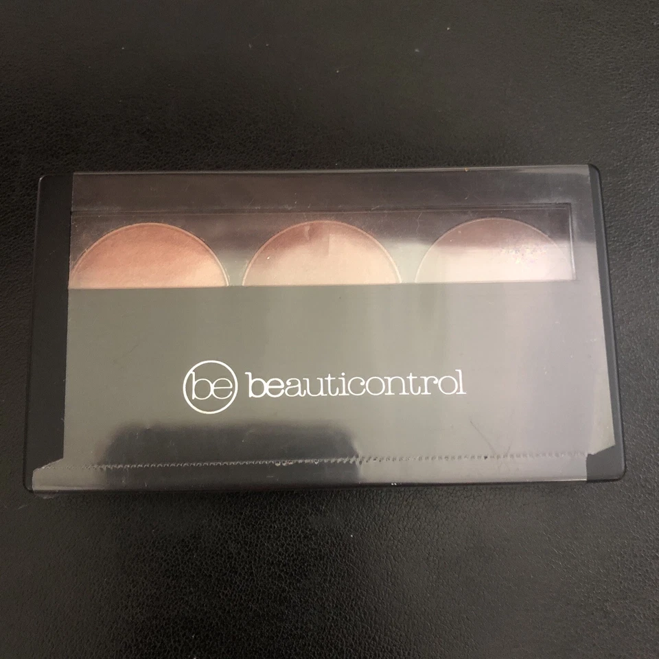 BeautiControl Mineral Eyeshadow Trio Red Carpet Ready 💃🏻 New & Sealed - Image 2 of 3