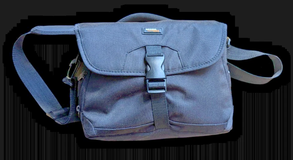 Polaroid Z340 14.0MP Digital Camera. with Batteries - Paper & Case - Image 2 of 4