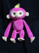 Wowwee Fingerlings Hugs Boris Bright Pink Talking Plush Soft Toy Monkey 2018