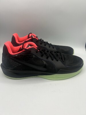 Nike Sabrina 2 'Solar Red' NBY Mens Size 11/ Women's 12.5 Green