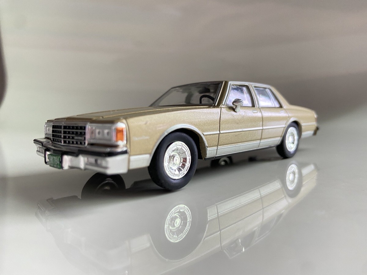 1981 Chevrolet Caprice Sedan Gold 1/43 Scale Extremely Rare HTF Us