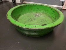 Early 20th Century Chinese Green Lacquered Wood Wash Basin
