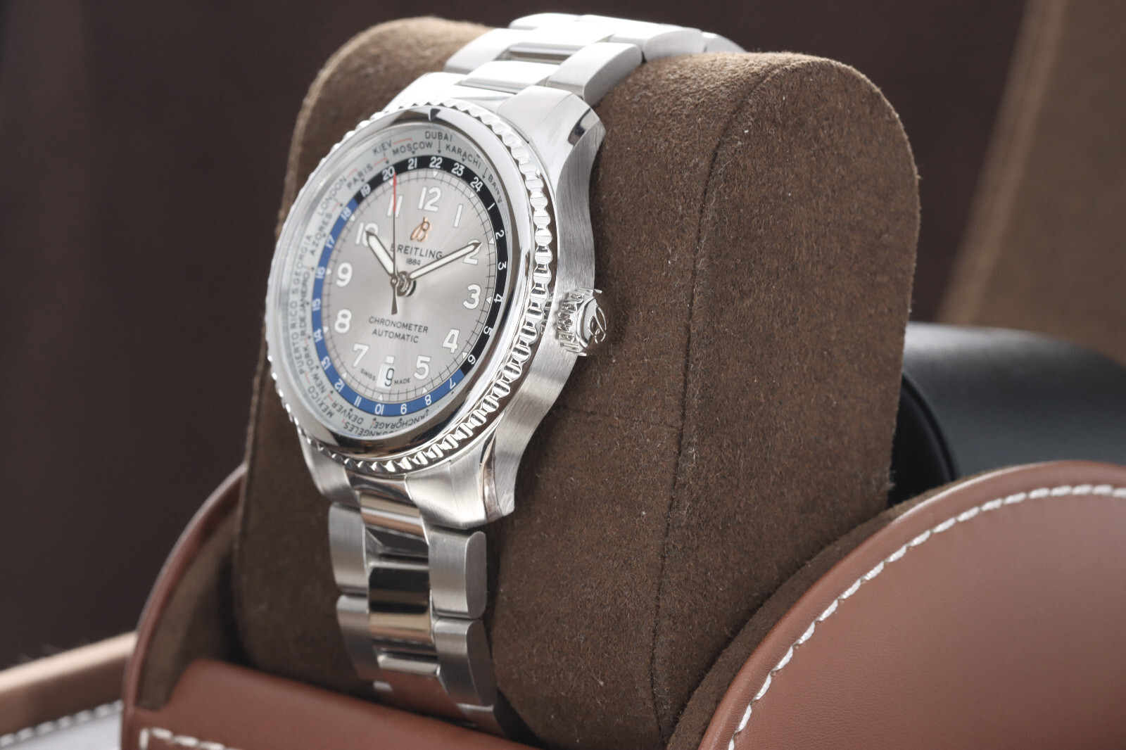 Breitling Aviator 8 Navitimer B35 Unitime Automat… - image 4