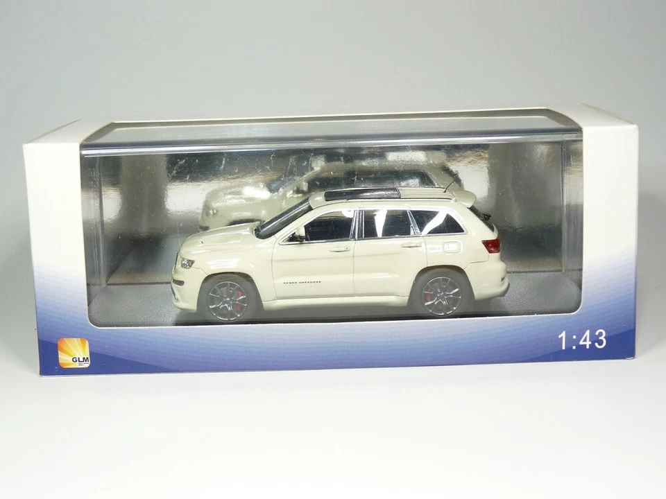 GLM 108502 1/43 2013 Jeep Grand Cherokee SRT8 Resin Model Car - Image 3 of 3