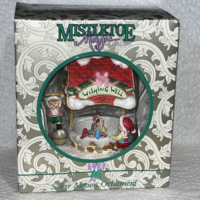 Mistletoe Magic Solar Motion Ornament WISHING WELL 9603887 VTG 1995